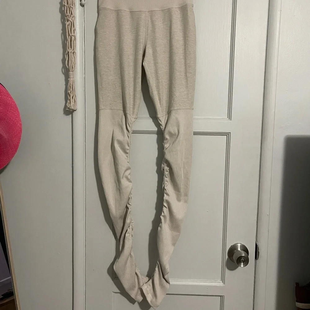 ALO Yoga High-Waisted Goddess Leggings